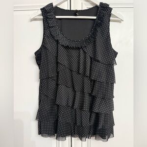 Denver Hayes Sz Large Black and White Polka Dot Ruffled Front Sleeveless Blouse